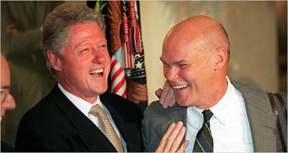 Clintonandcarville420-1