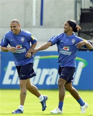 ronaldinho and ronaldo